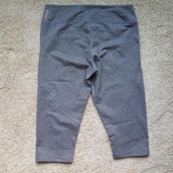 Zella athletic slim fit capris - Picture 4 of 6